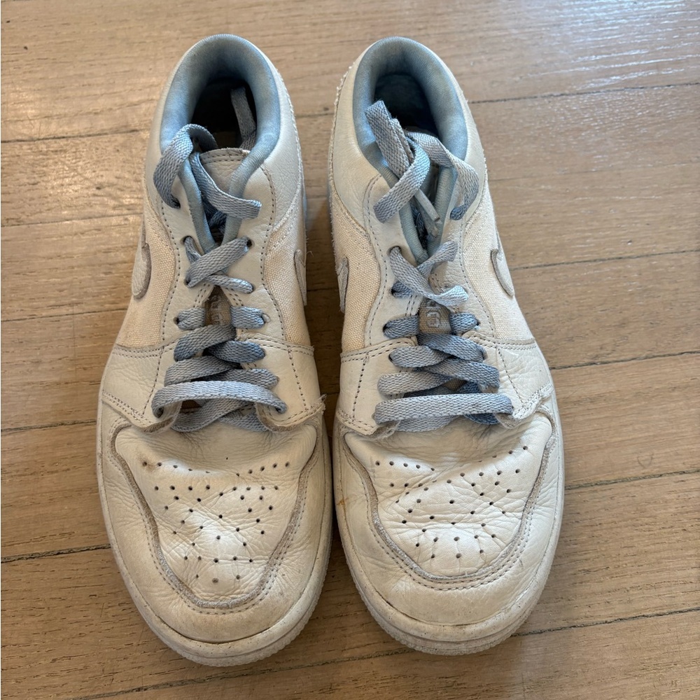 Nike Women's Sneakers Size 37